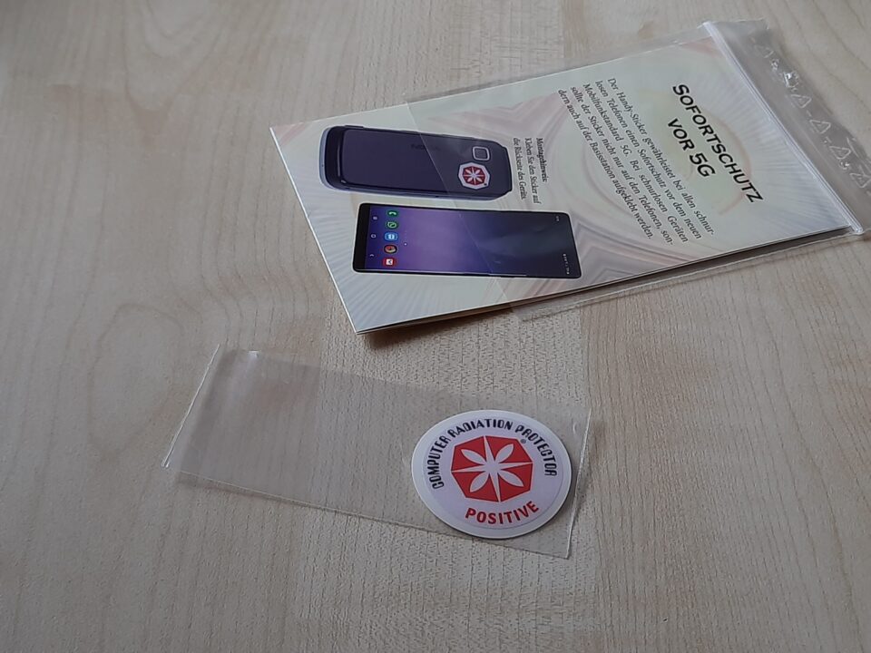 Schutz vor EMF-Strahlen für 5G mit Erdungsaufkleber und Schutzfilter, reduziert elektromagnetische Belastung im Alltag, optimale EMF-Schutzmaßnahmen, hochwertige EMF-Schutzprodukte für nachhaltigen Gesundheitsschutz.